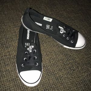 Converse Dainty